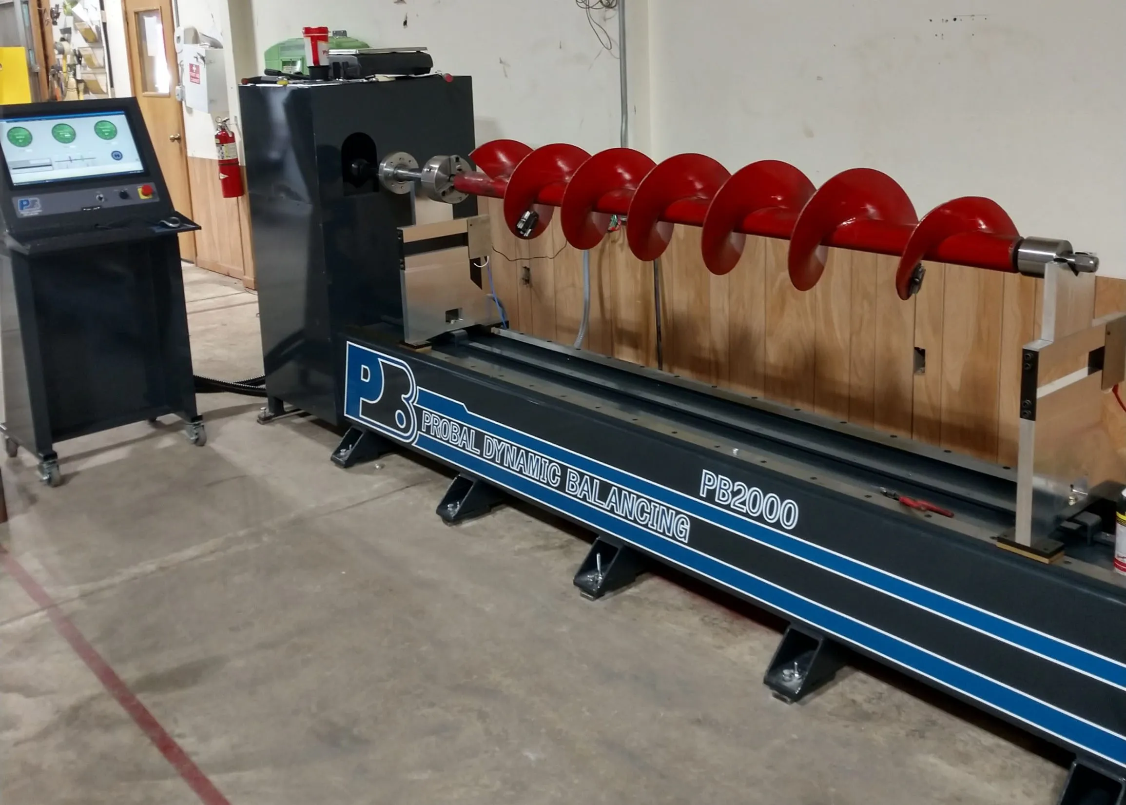 Auger balancing machine columns and drive system detail